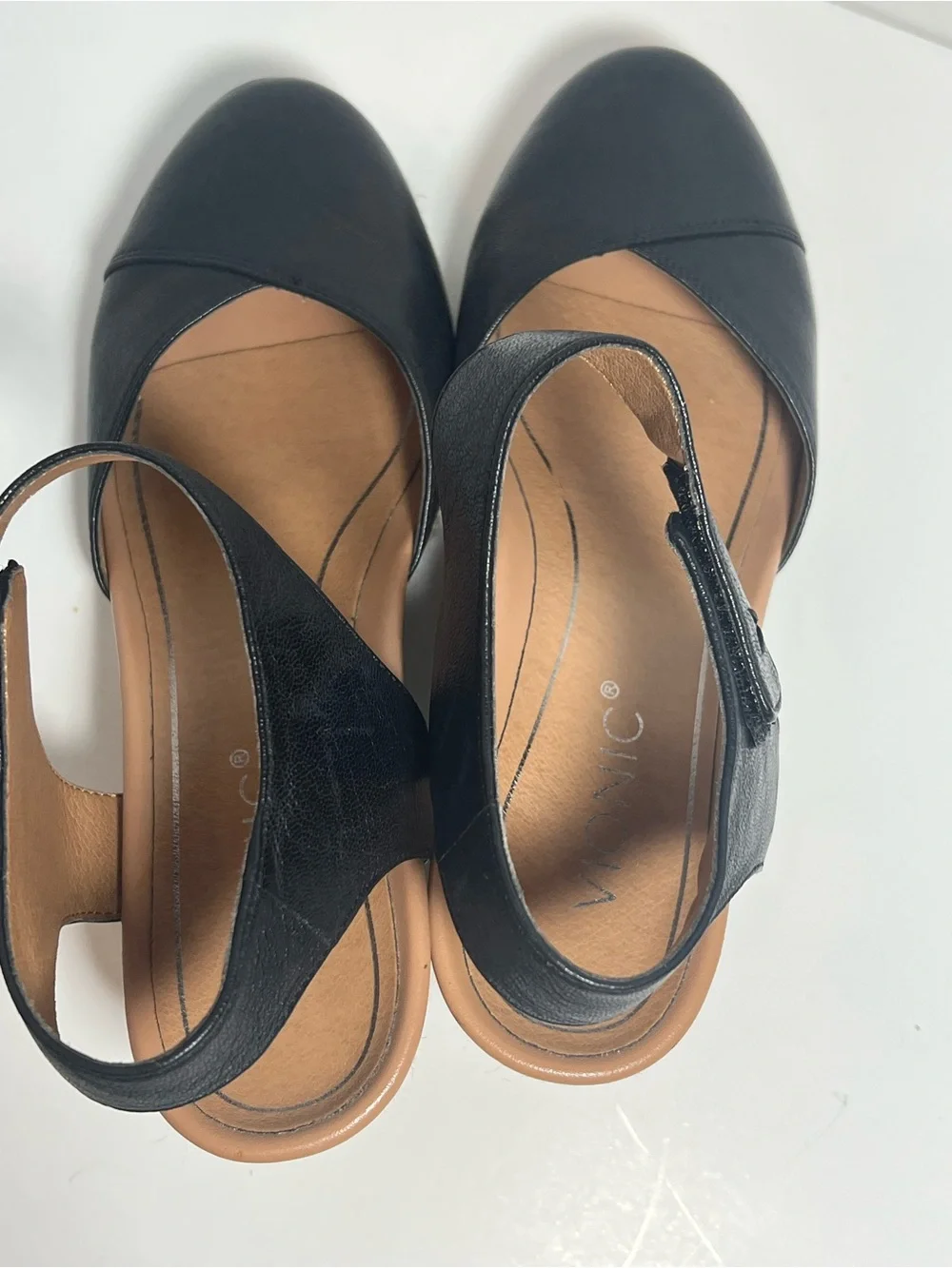 Vionic Black Ankle-Strap Espadrille Wedges size 8